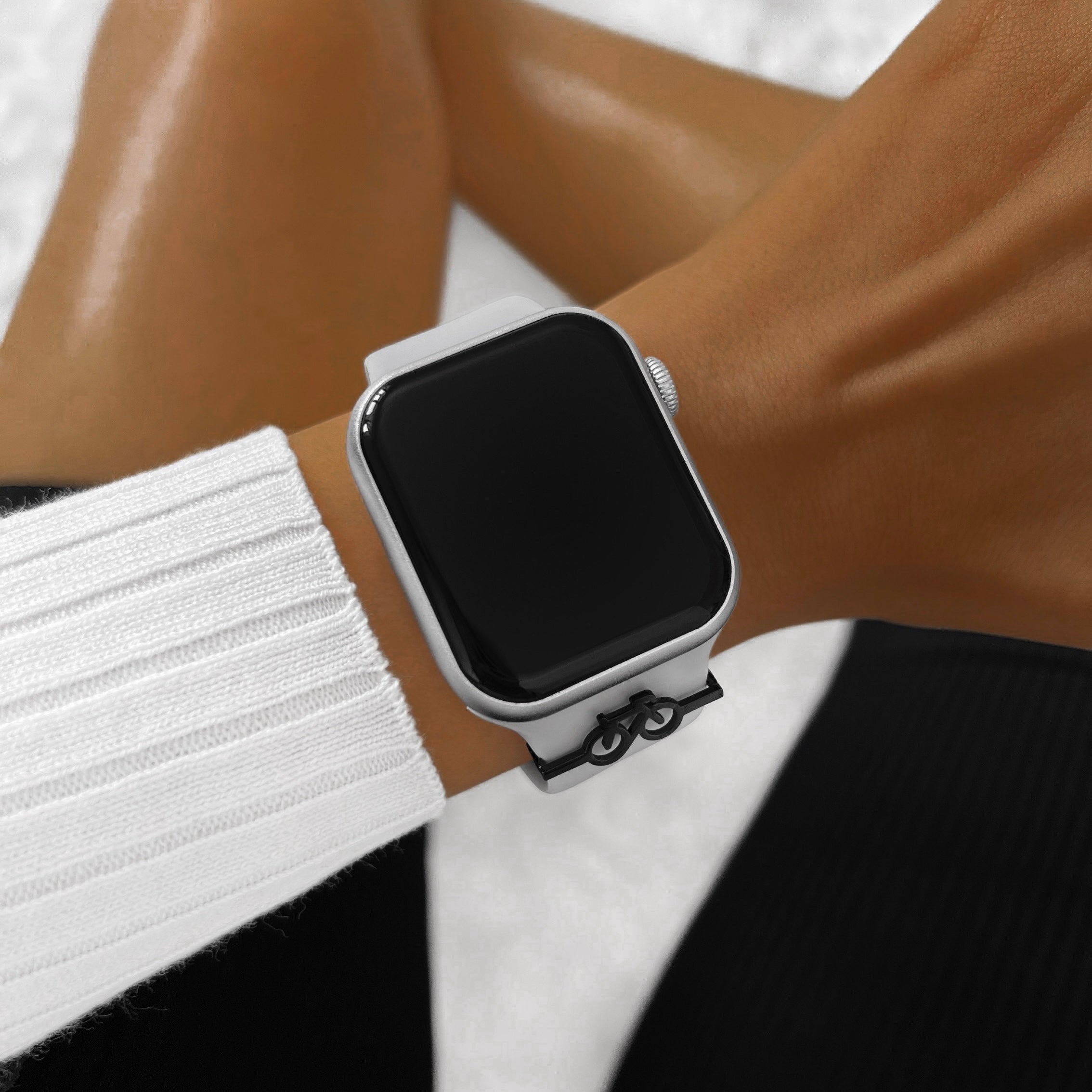 Charm de bicicleta negra + banda