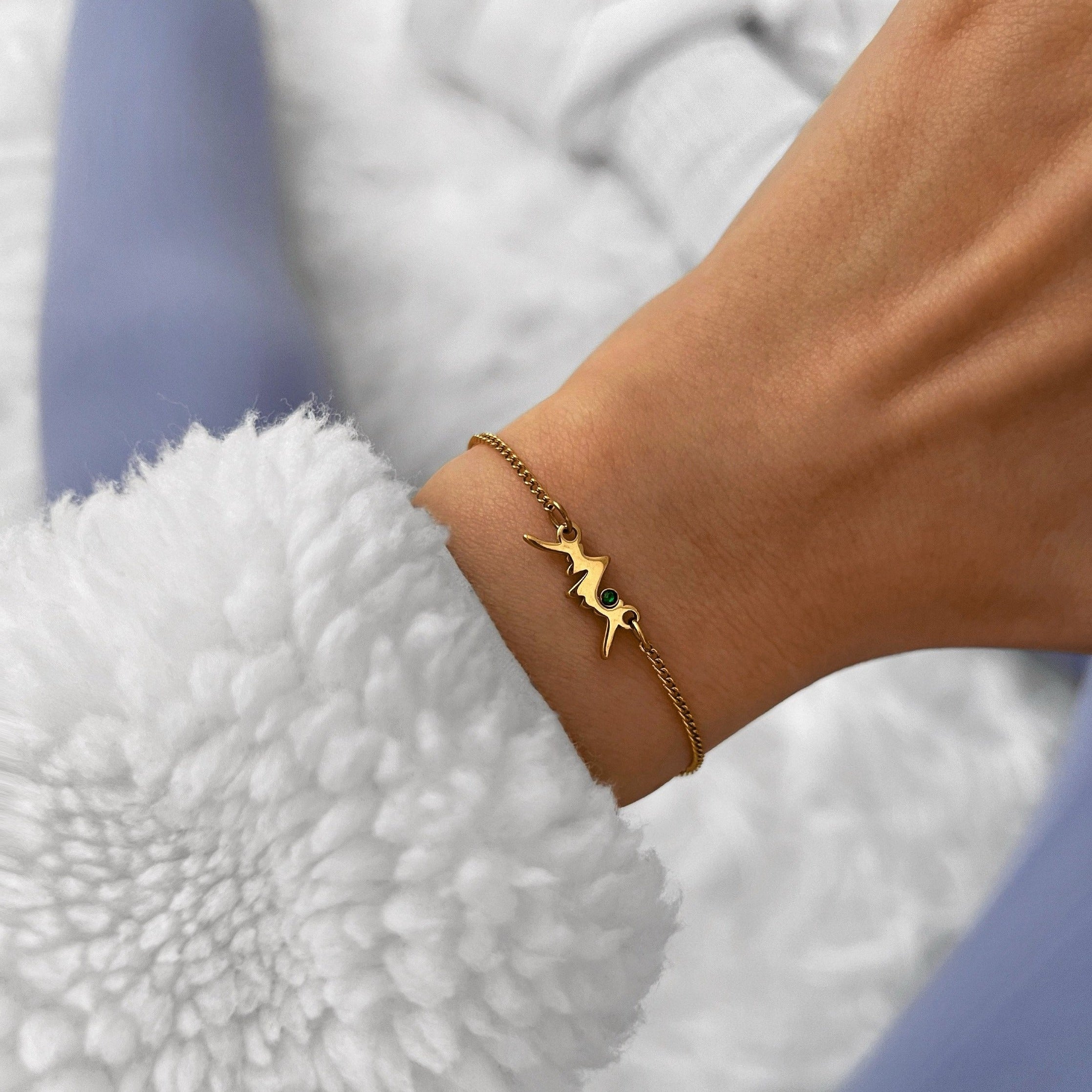 Green Peak Mountain Chain Armband