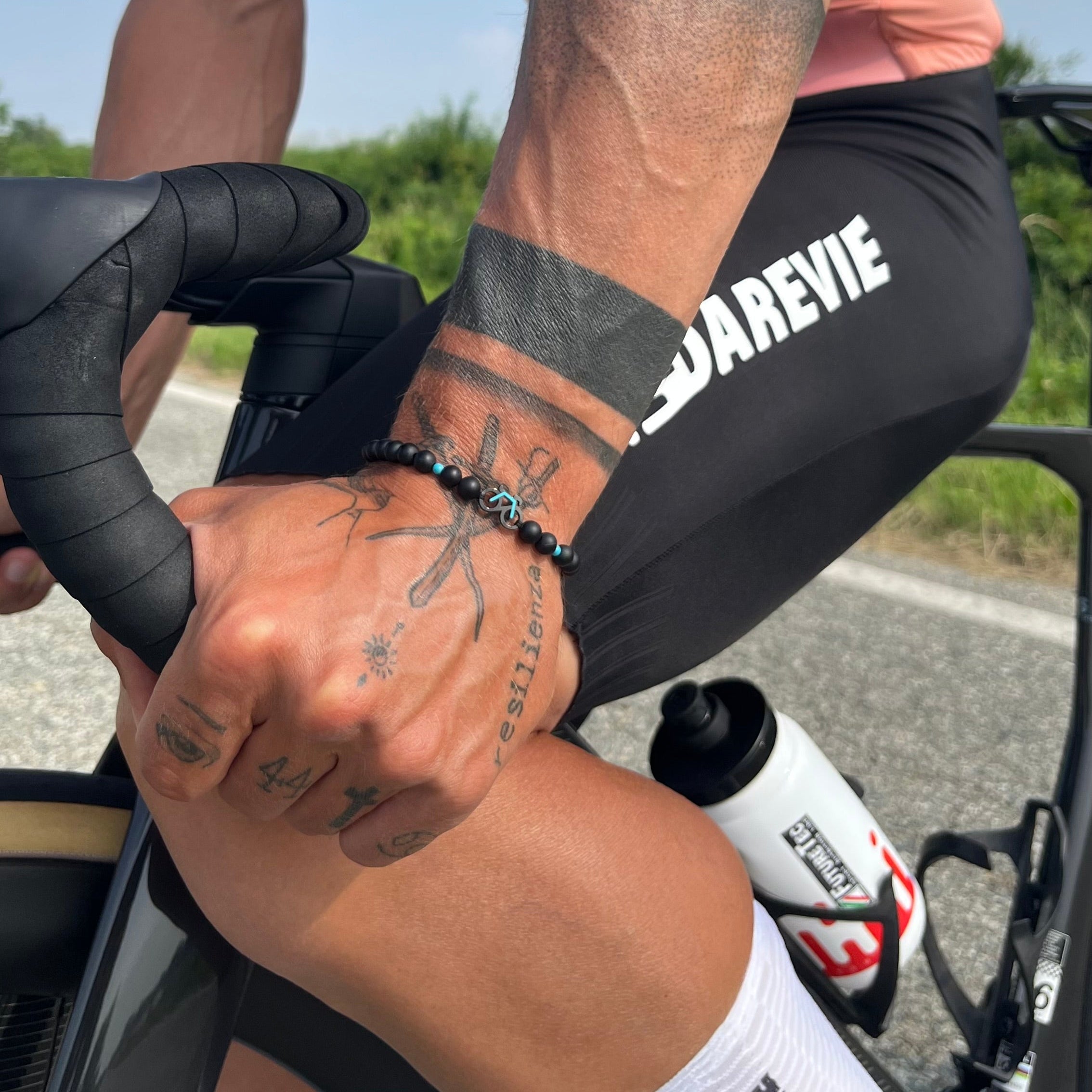 Mint Bike Beaded Armband