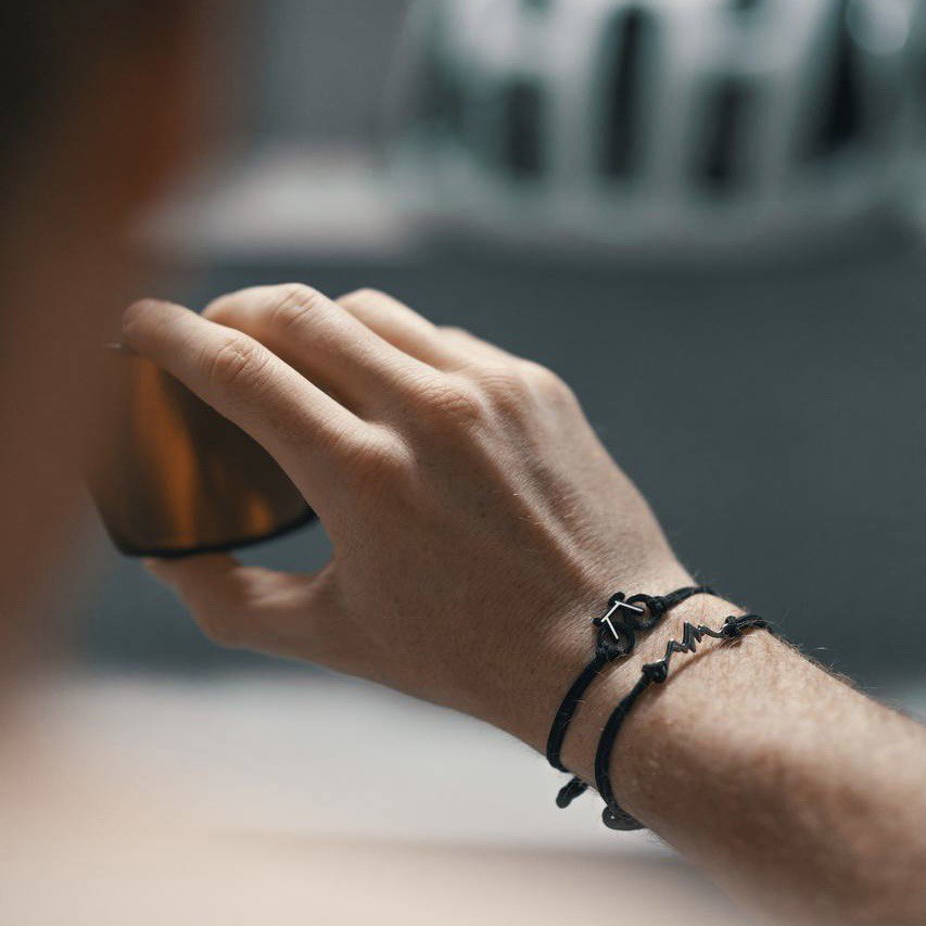Monochrome Bike Pulsera