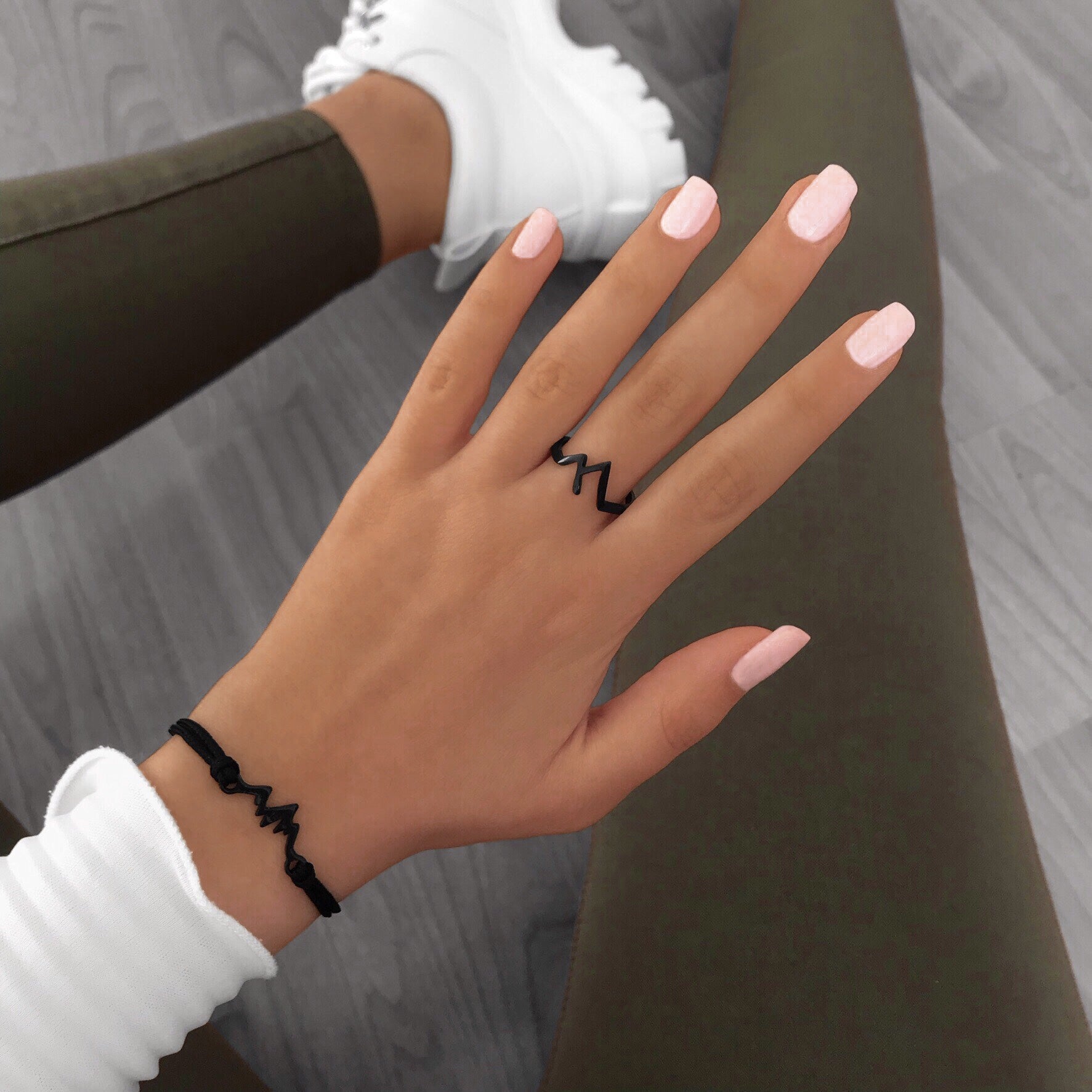 Black Mountain bracelet and Ring Pack