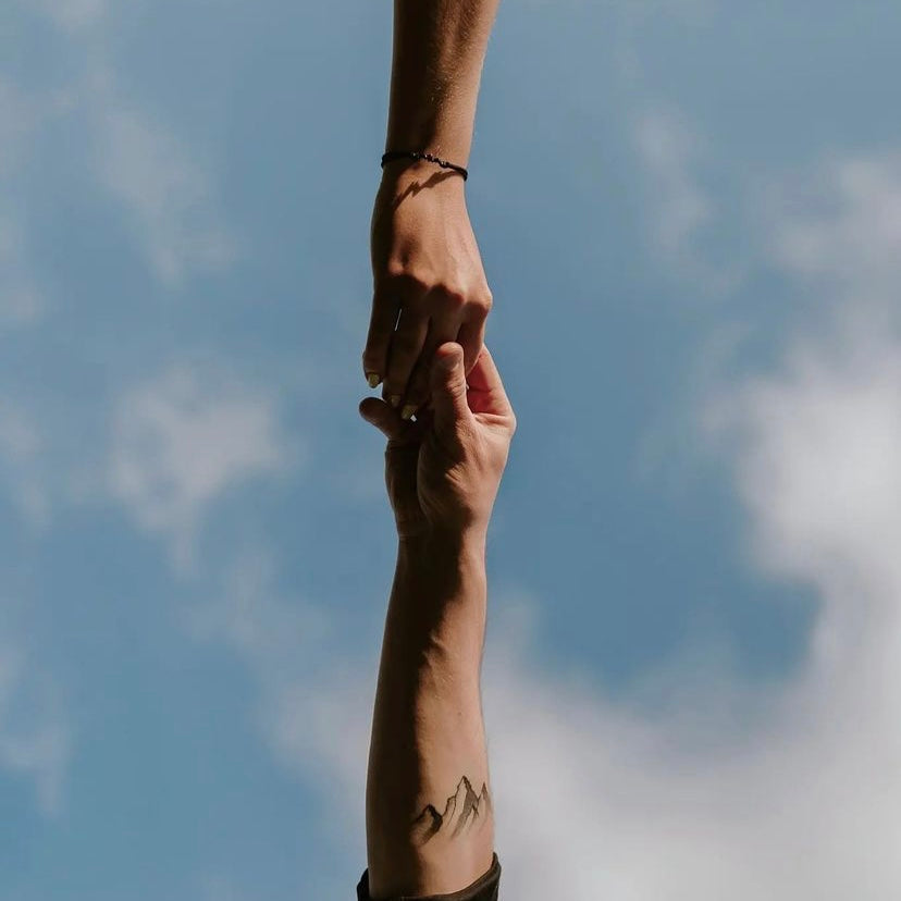 Mountain Black Armband