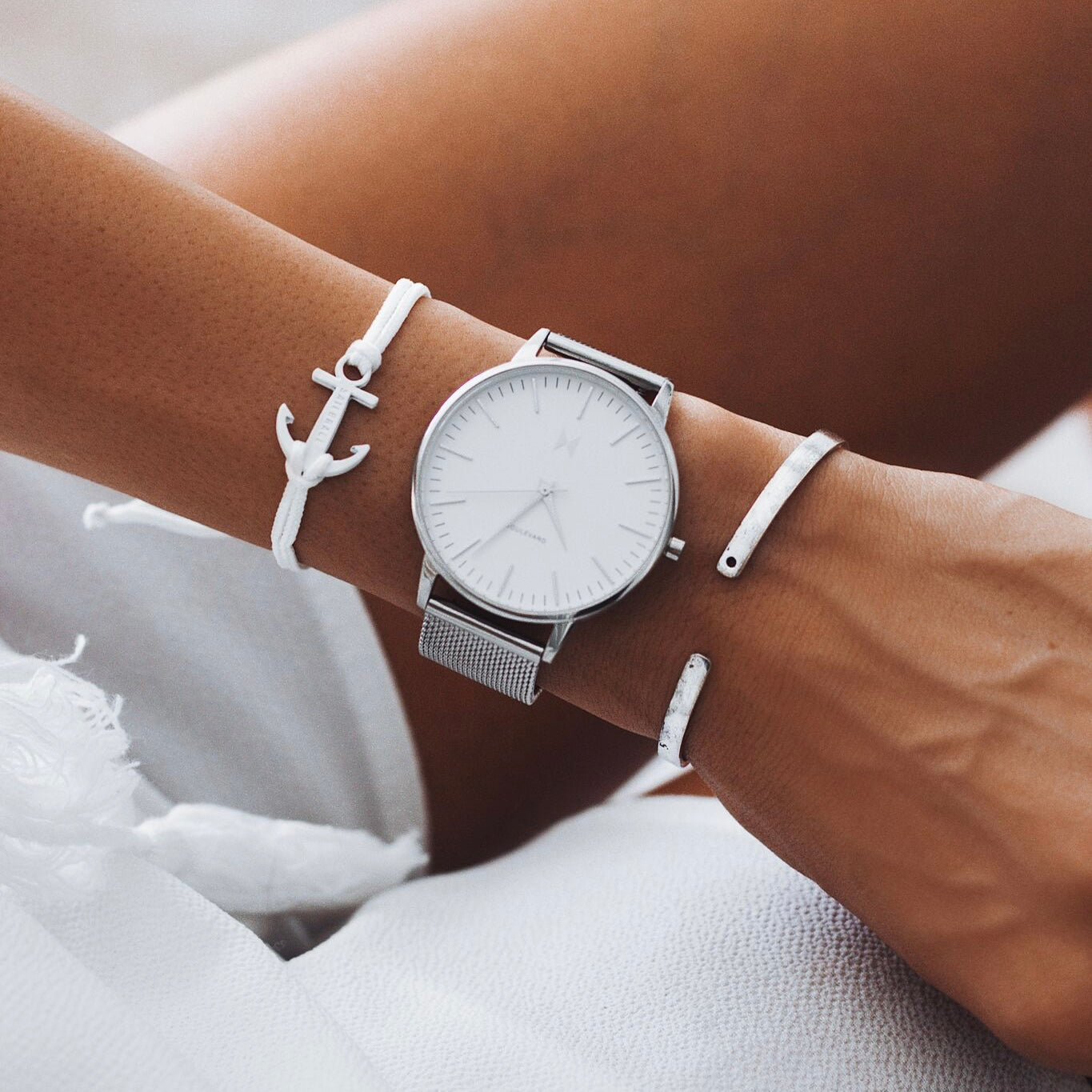 White Venture Anchor Bracelet