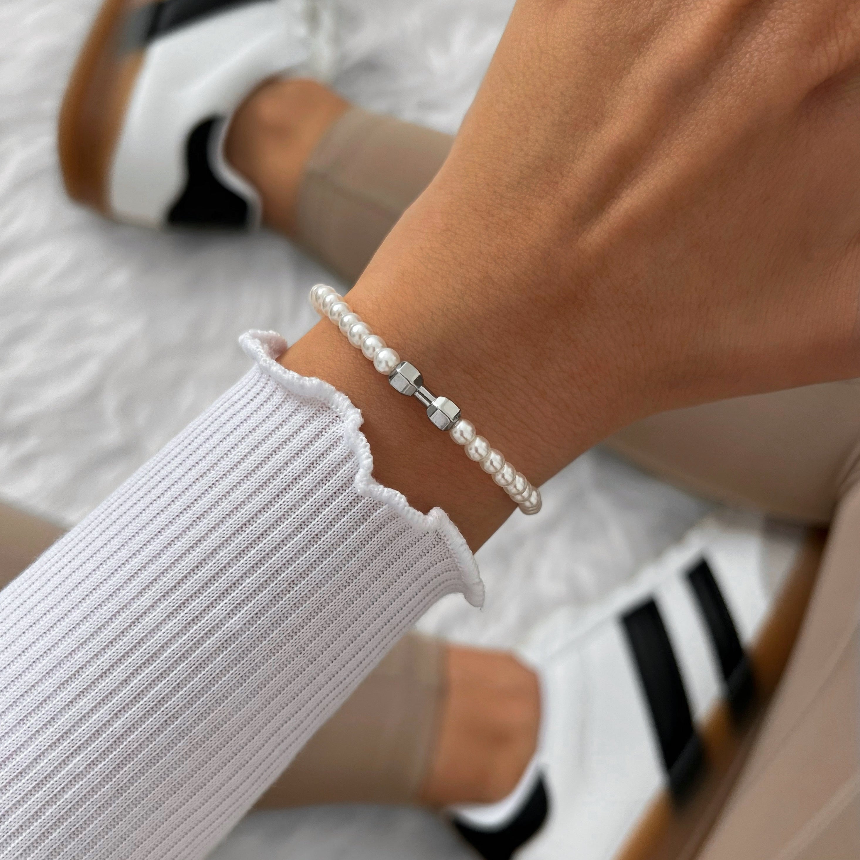 Pulsera de cadena de gimnasio plateada perla