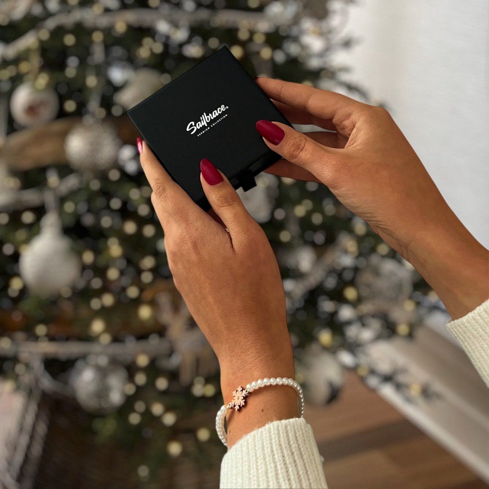 Pearl Frozen Snowflake Chain Bracelet