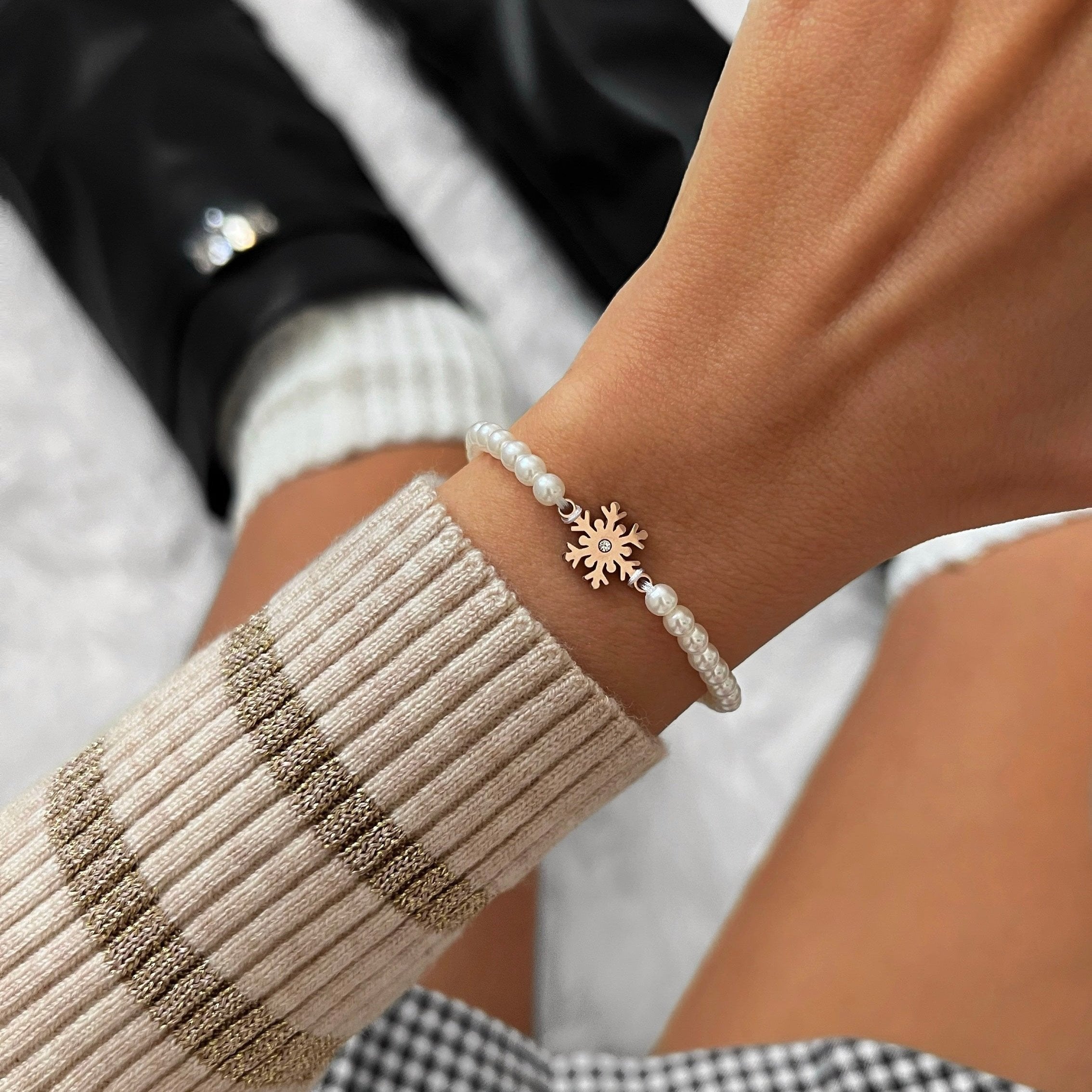 Pearl Frozen Snowflake Chain Bracelet