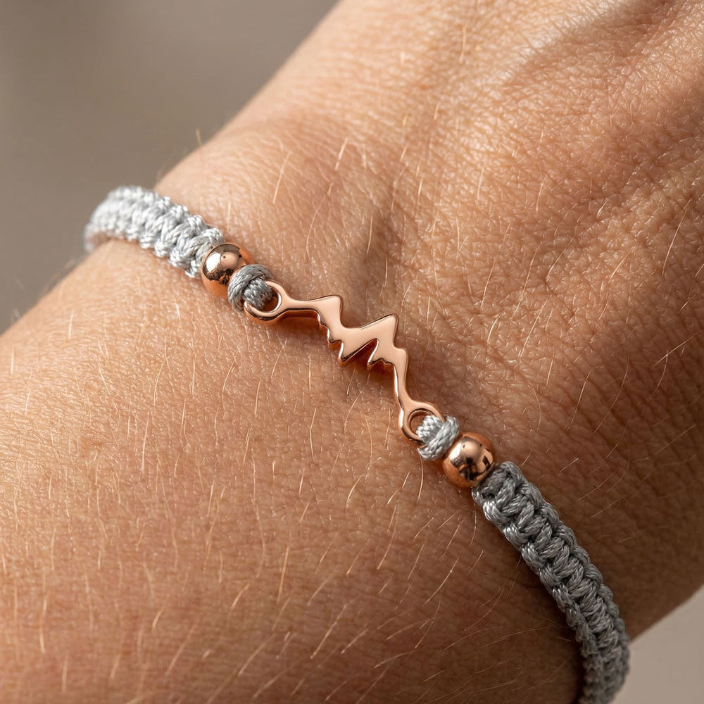 Rose Mountain Grey Braided Pulsera